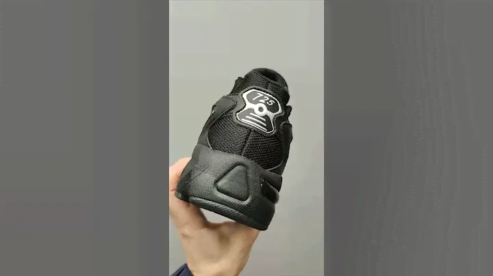 New Balance 725 Black #чоловічевзуття #нюбеленс #кроссовки #725