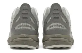 Кроссовки New Balance NB ML828SM