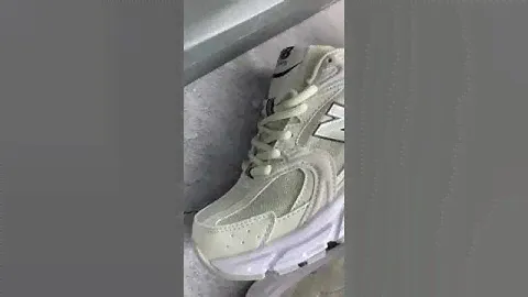 New Balance 530 бежевые